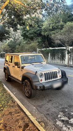 JEEP WRANGLER 3.6 UNLIMITED SPORT 4X4 V6 GASOLINA 4P AUTOMÁTICO JEEP WRANGLER 3.6 UNLIMITED SPORT 4X4 V6 GASOLINA 4P AUTOMÁTICO